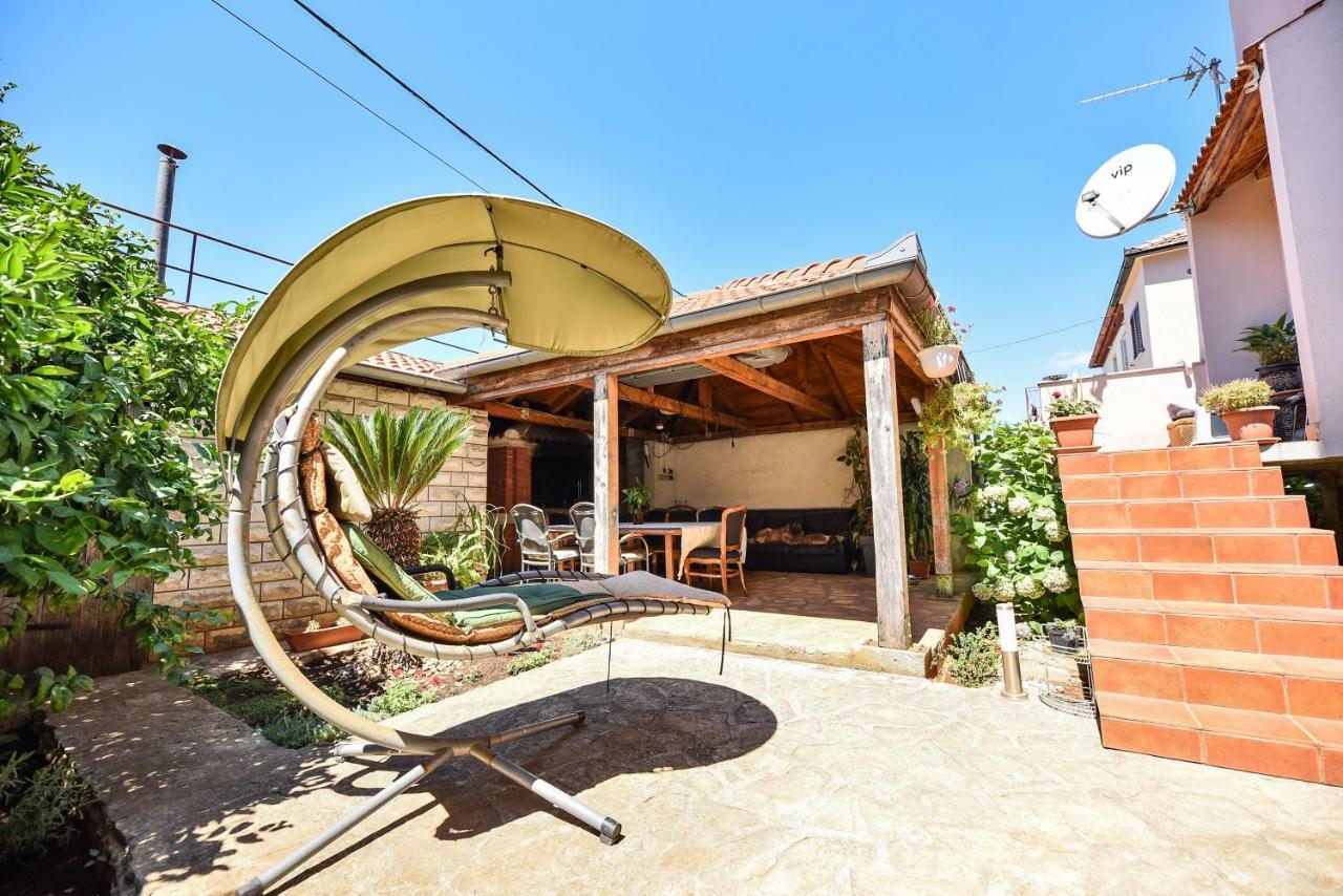 Apartman Maja Appartement Zadar Buitenkant foto